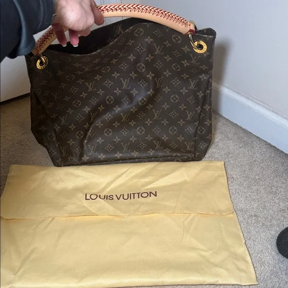 Louis Vuitton Dark Brown Monogram Shoulder Bag - Picture 9 of 11